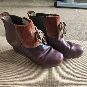 Merrell heeled boots